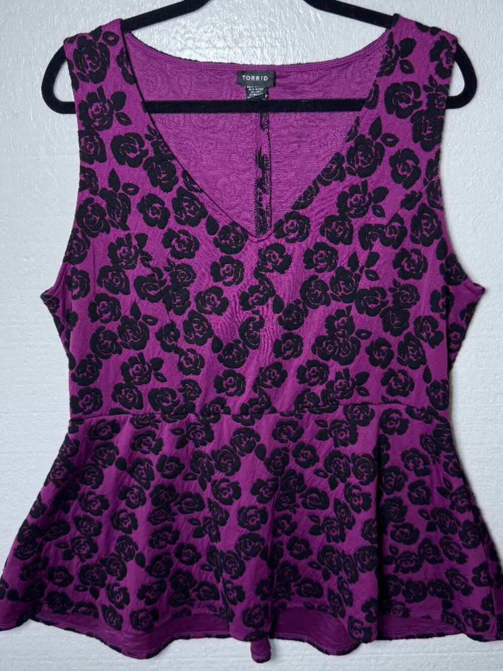 Torrid Womens Plus Size 2 Purple Peplum Floral Rose Embroidered Sleeveless Top